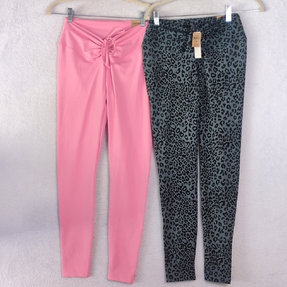 PINK Active Ruched Leopard Print Athletic Yoga Ankle Leggings Bundle Size M - Picture 1 of 7